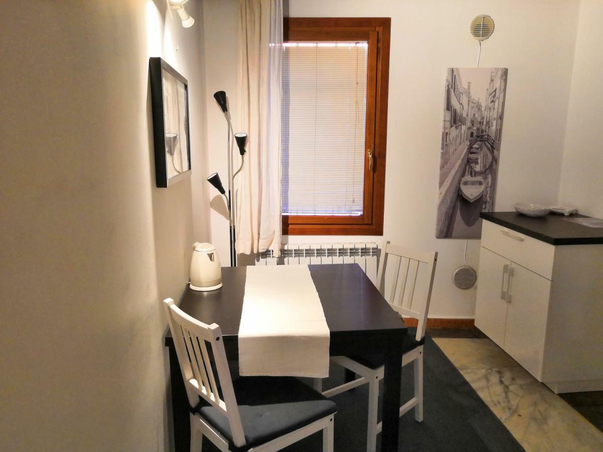 Appartement Castello Ground Floor Venetië